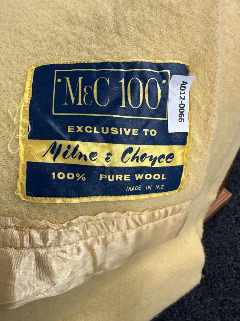 Pair of Vintage Milne & Choyce 100% Pure Wool Yellow Blankets Image 1++