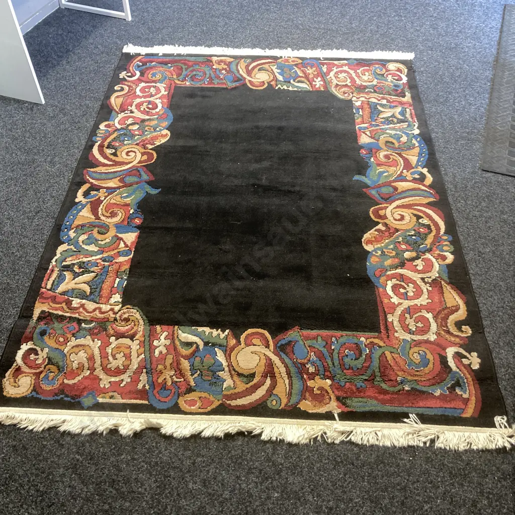 Oriental Weavers Of America Area Rug - Cinnebar Black Made In The USA. 230 x 156cm (Small Rip To Side) Image 1++