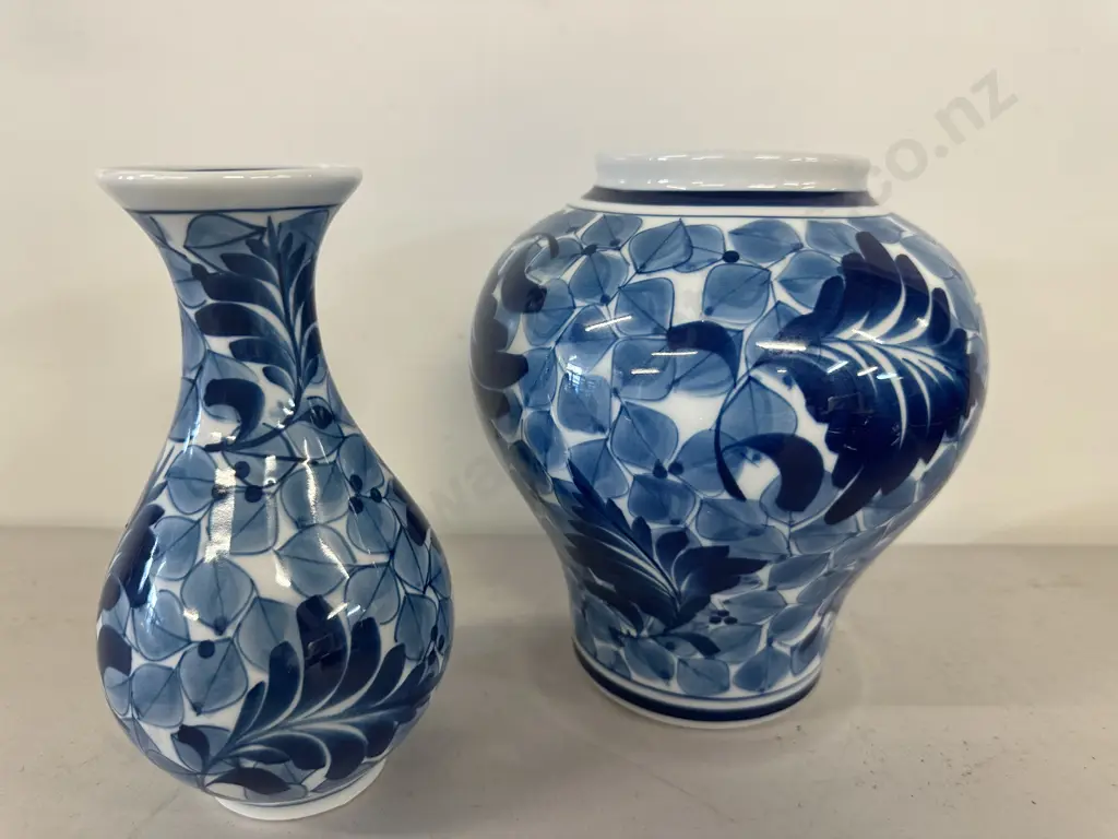 Cardinal Porcelain Vases Blue/White H18cm. Image 1++