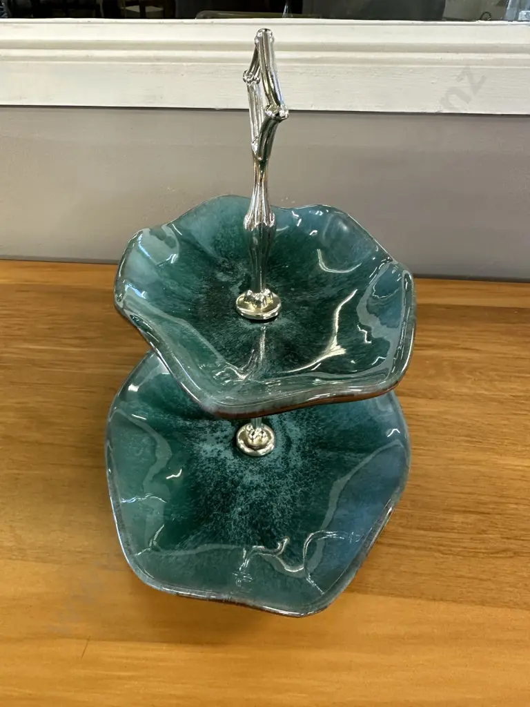Vintage Blue Mountain Pottery 2 Tiered Tidbit Tray In Green Image 1++