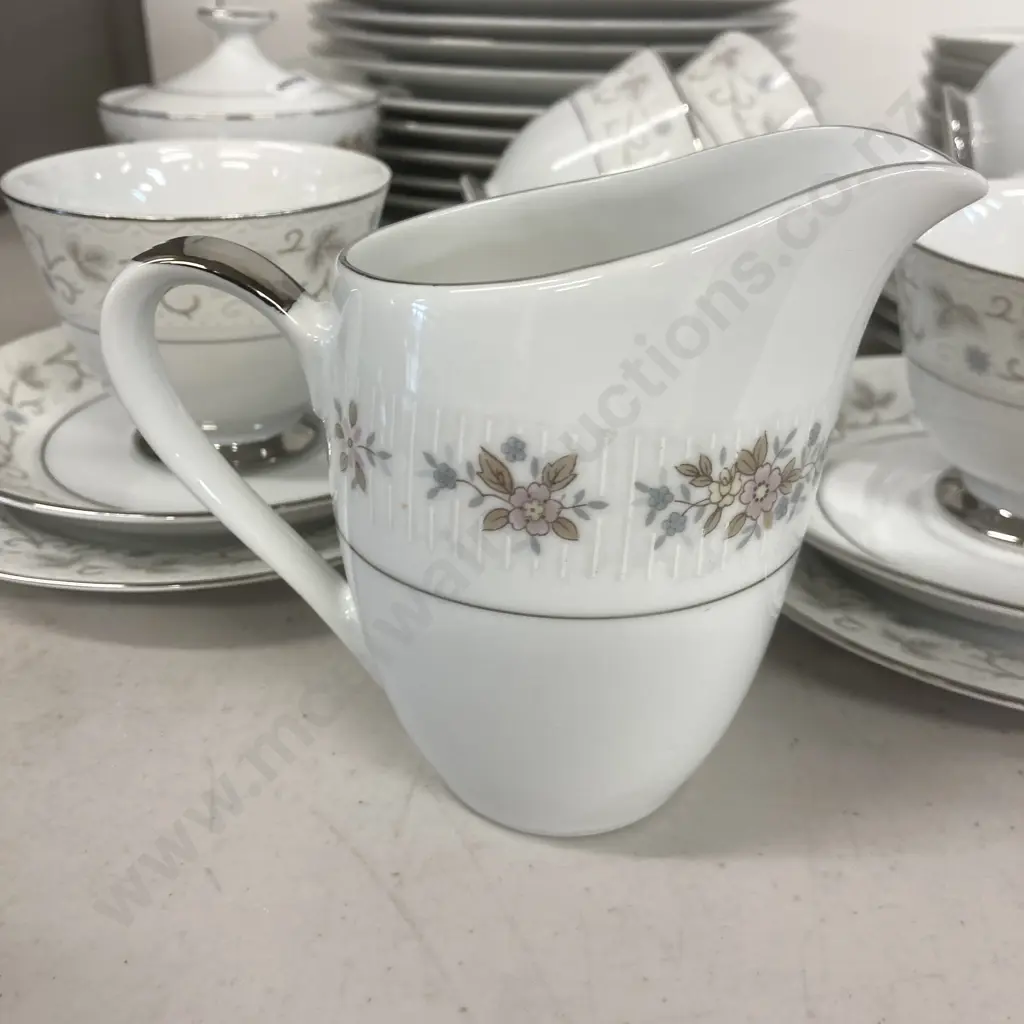 Vintage Yamato Fine China 37 Pieces Royal Series Royalty Pattern, Made In Japan Image 1++