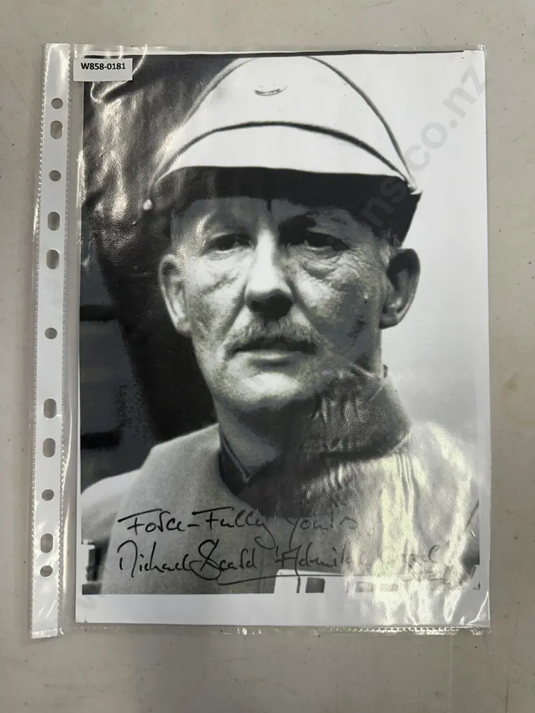 Micheal Sheard Star Wars 'Admiral Ozzel' Autograph - Signed 21 x 28cm STAR WARS Photo Image 1++