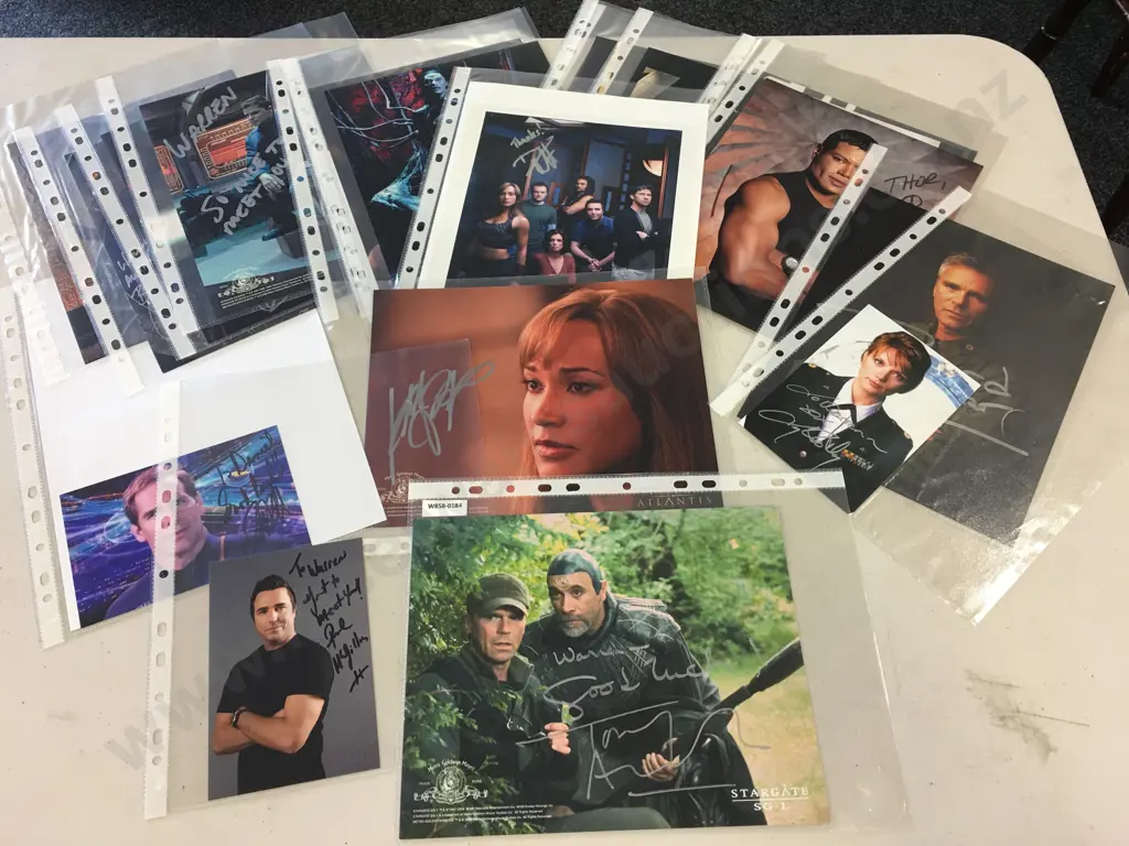 Selection of Autographed Photos Stargate & Stargate Atlantis Image 1++