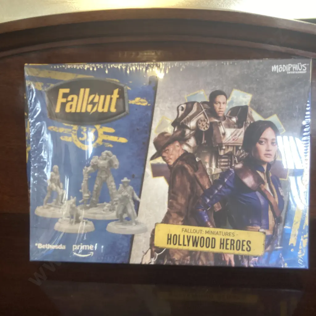 Fallout The Series Miniatures - Hollywood Heroes, Boxed Image 1++
