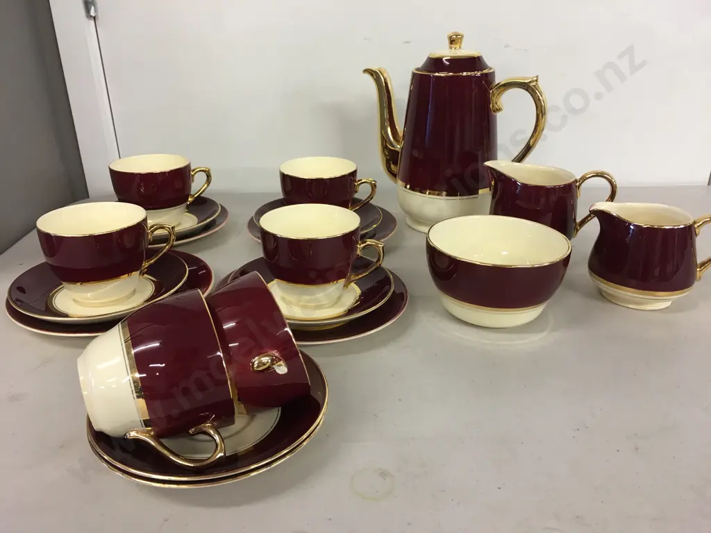 Vintage Crown Lynn Burgundy/Gold Trios x4, Coffee Pot, Creamers Etc Image 1++