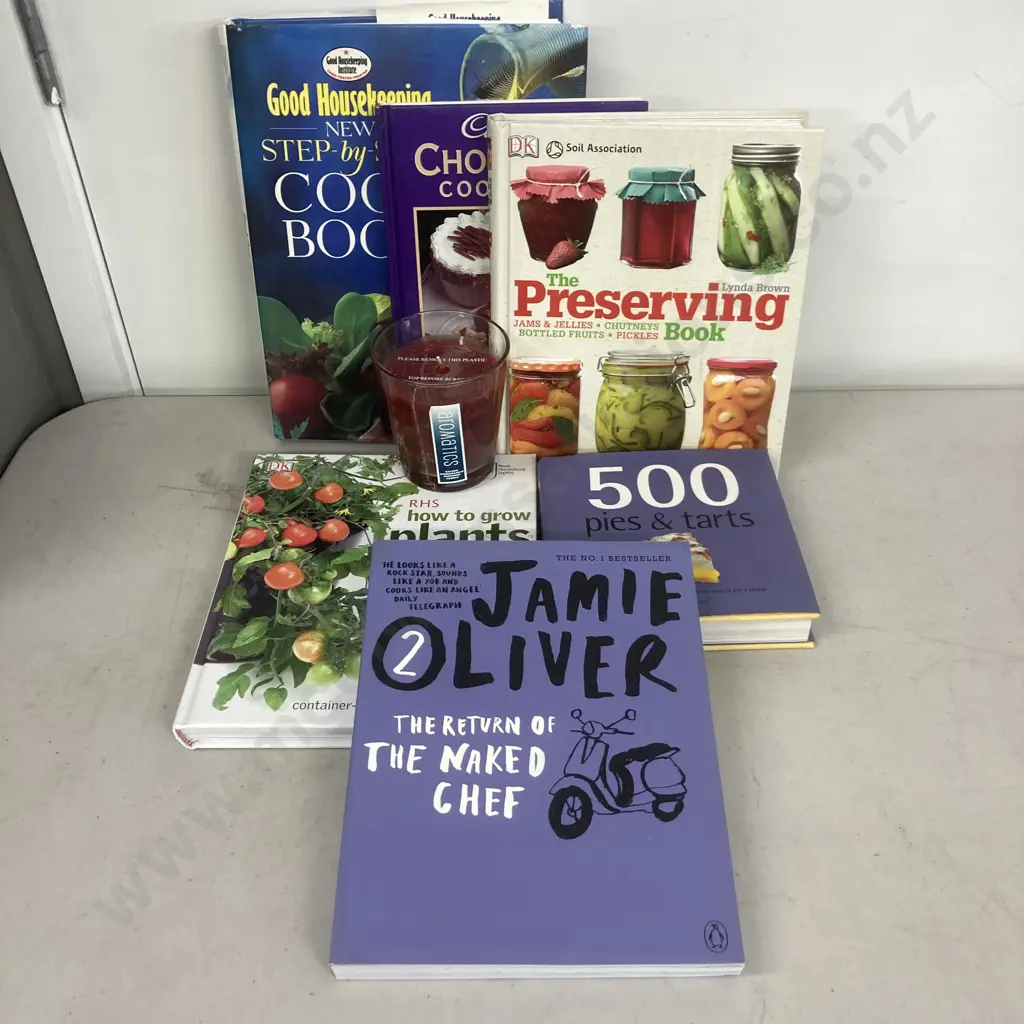 Books - Jamie Oliver Return Of The Naked Chef, RHS Plants In Pots Etc & Aromatics Scented Candle Image 1++