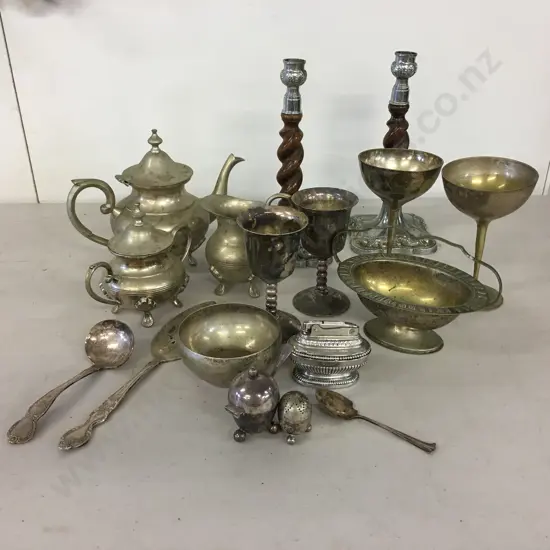 Assorted Silverware Items