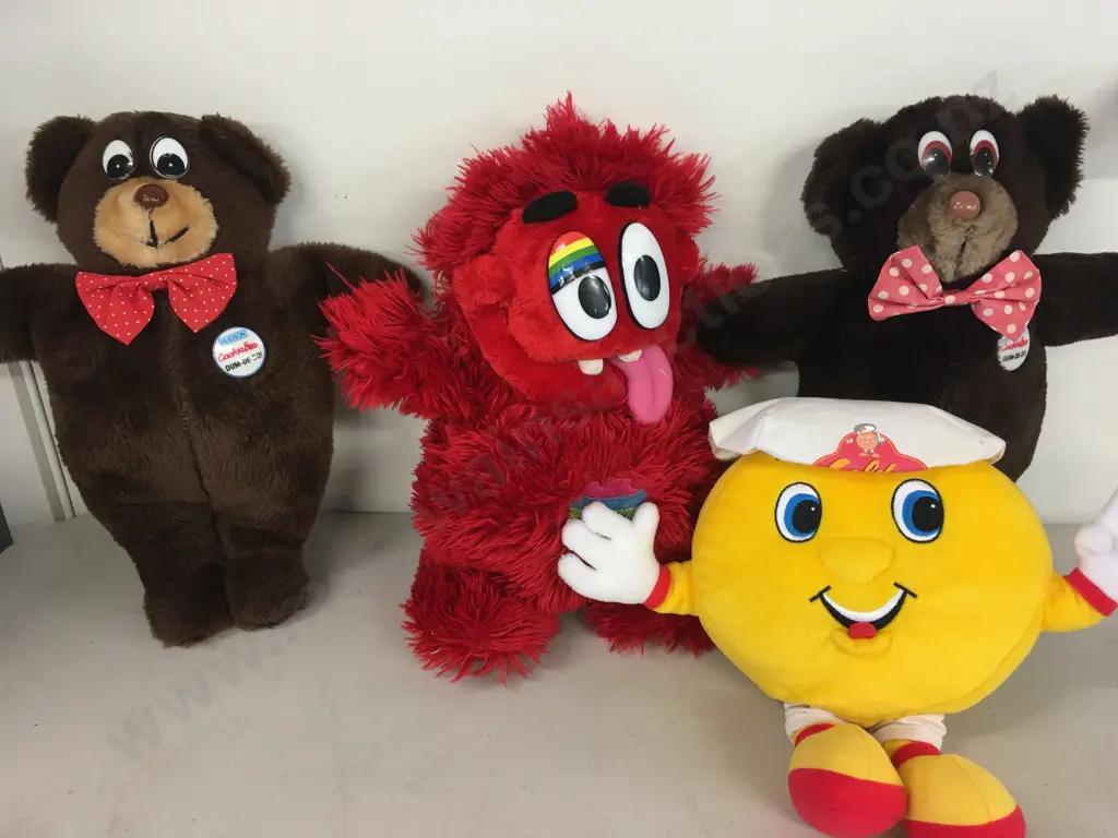 Selection Of Vintage Soft Toys Including Cookie Bear, Cookie Monster Etc Image 1++