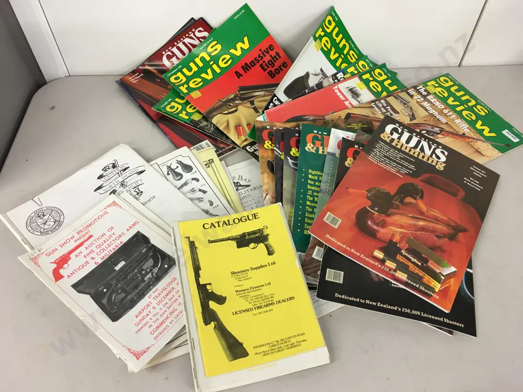 Gung-Ho Annuals, NZ Guns & Hunting Magazines, Sold with -031 Image 1++