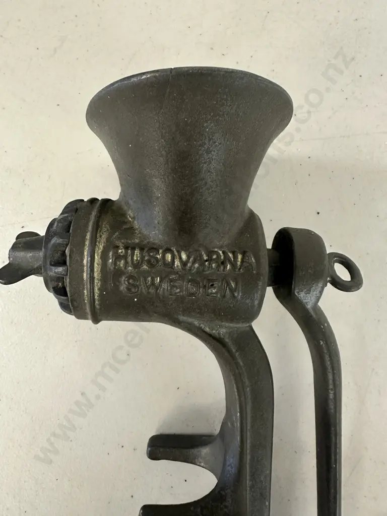 Scandia No2 Mincer - Husqvarna Sweden Image 1++