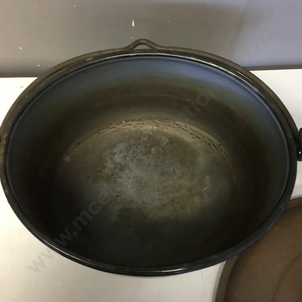 Large Oval Enamel Handled Pot  Image 1++