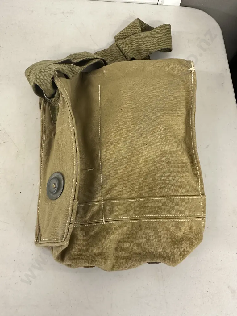 WW2 British Gas Mask Haversack - VII, 1943 & Broad Arrow Markings Image 1++