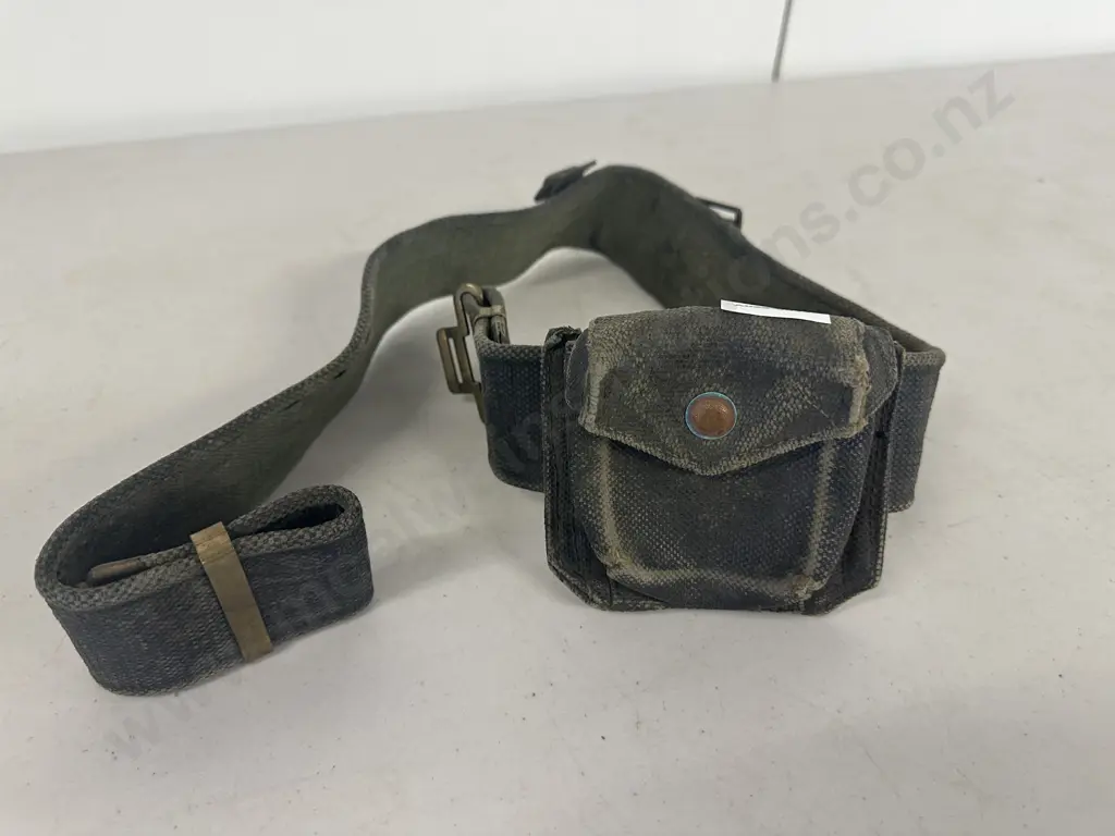 WW2 ZL&T ( Zephyr Loom & Textile) 1937 Pattern Webbing Pistol Ammo Pouch With Belt Image 1++