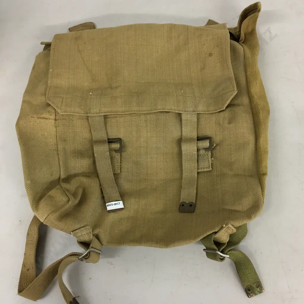 Vintage WW2 Era Army Canvas Rucksack in Khaki - HGL Dated 1943 Image 1++