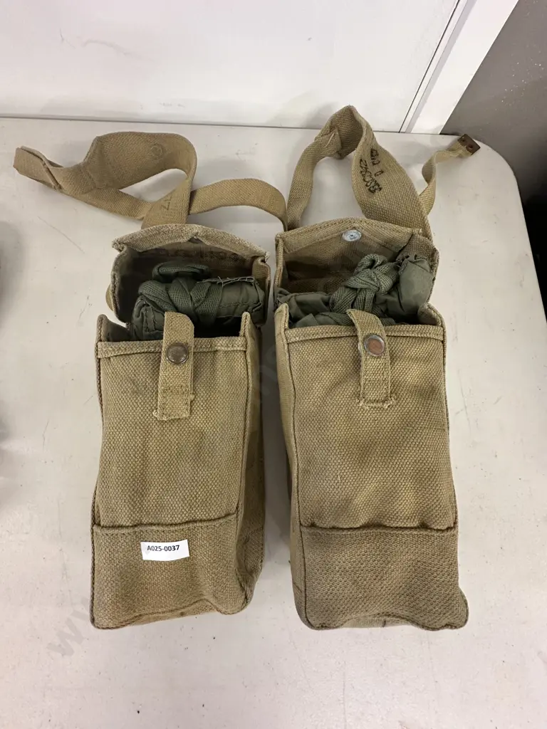 Pair of British Army P37 Canvas Basic Pouches Image 1++