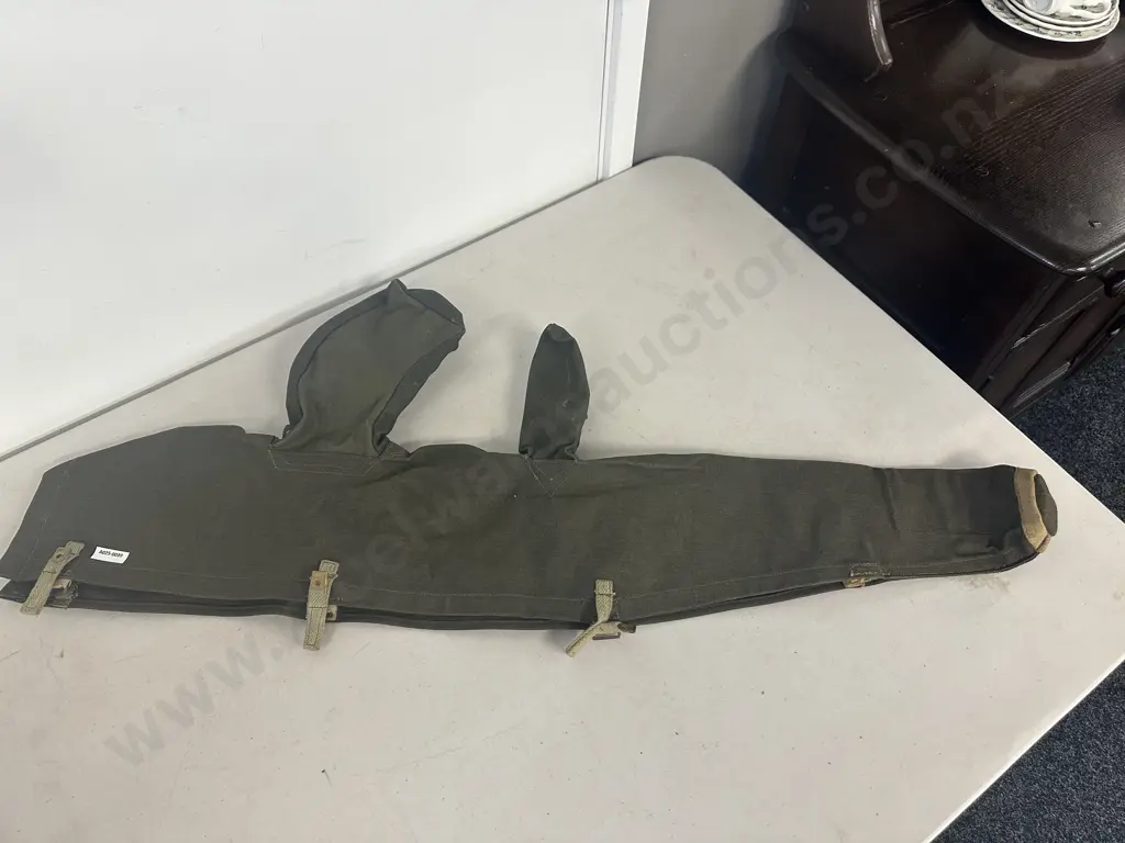 British WWII Bren Machine Gun Cover - Green Canvas Image 1++
