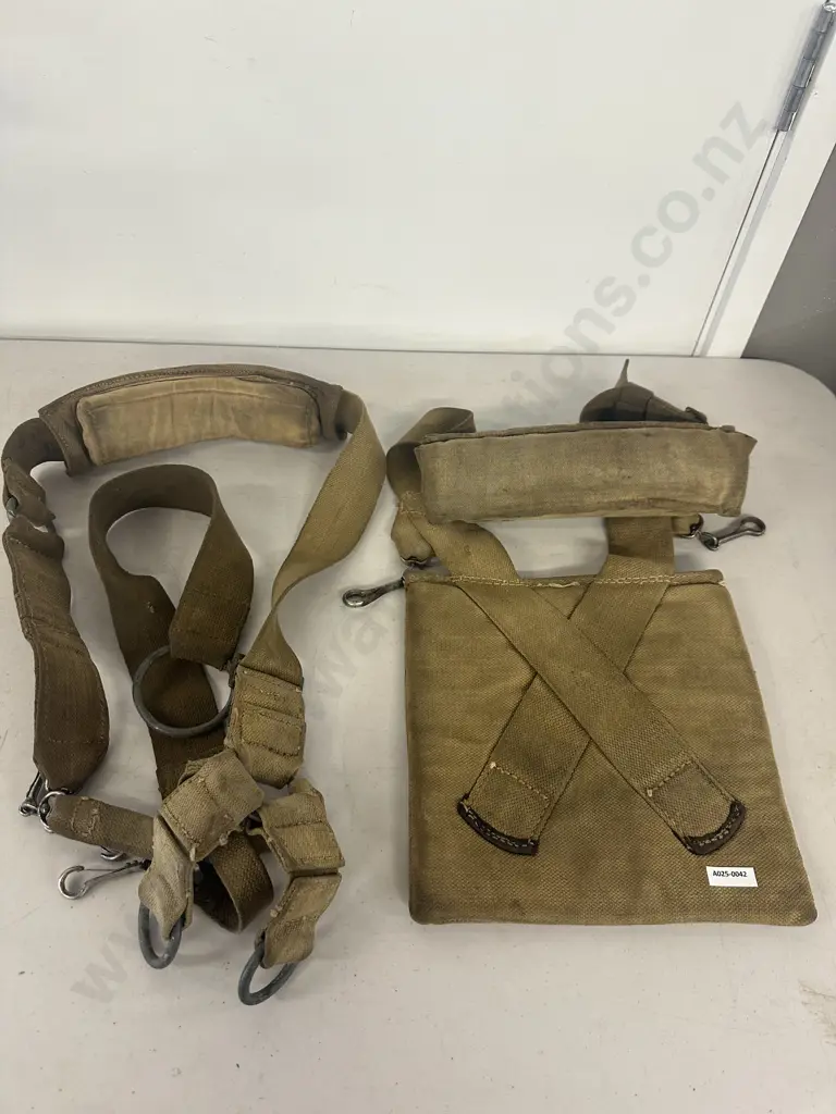 WWII 3 Inch Airborne Mortar Baseplate Carrying Cushion & Tube Sling Image 1++