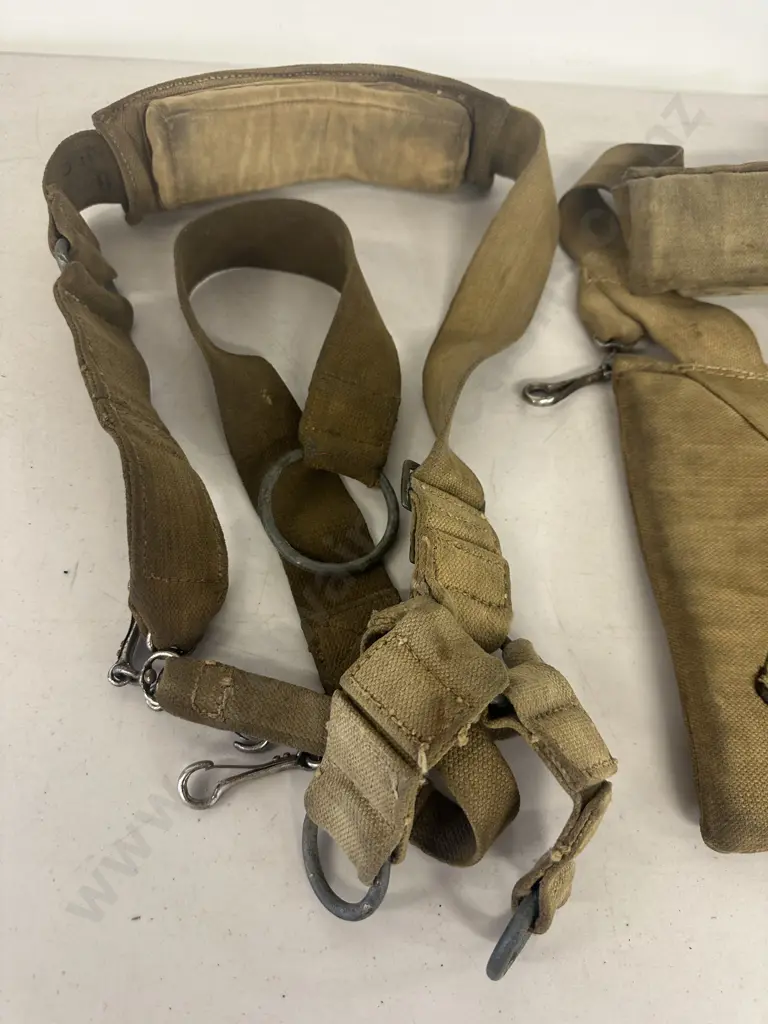 WWII 3 Inch Airborne Mortar Baseplate Carrying Cushion & Tube Sling Image 1++