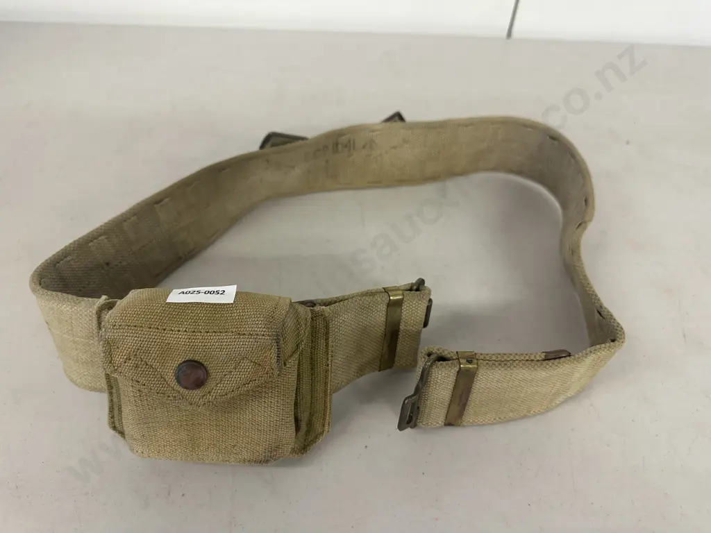 WW2 1940 1937 Pattern Webbing Pistol Ammo Pouch With Belt Dated 1941 Image 1++