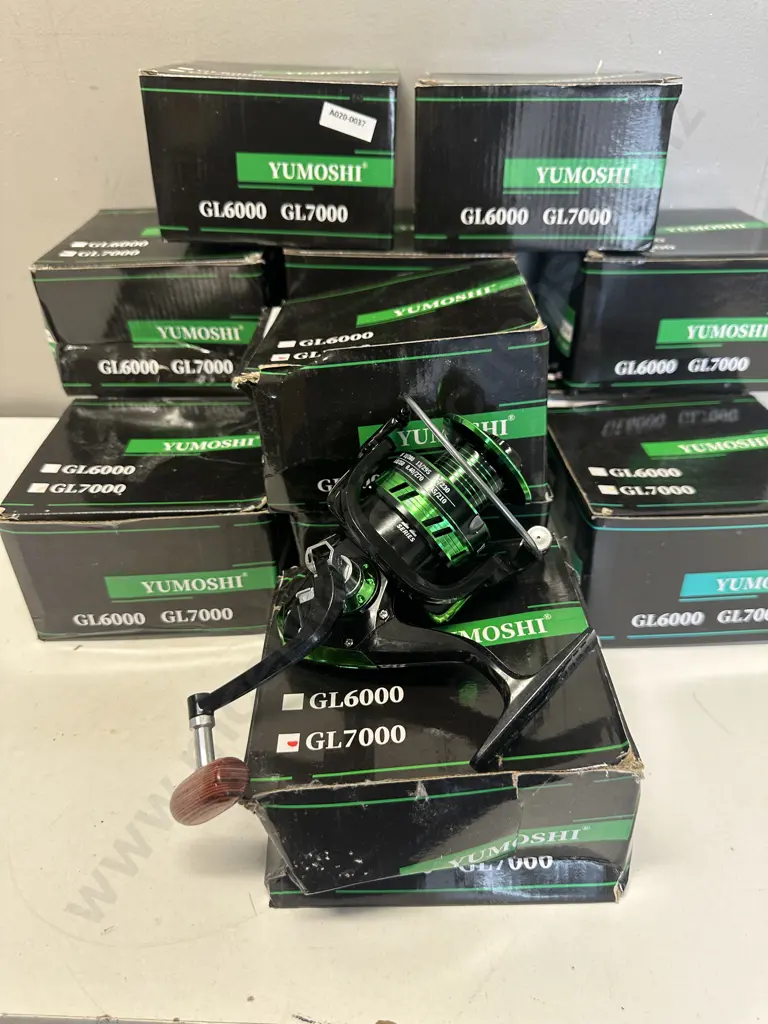 Lot of 13 x YUMOSHI GL7000 Fishing Reels, Gear Ratio 5.5:1 - New Image 1++