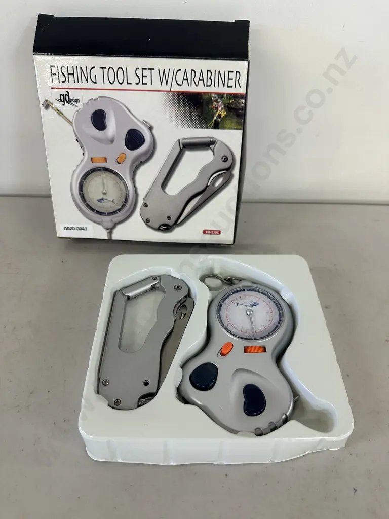 Fishing Tool Set With Carabiner, Boxed Image 1++