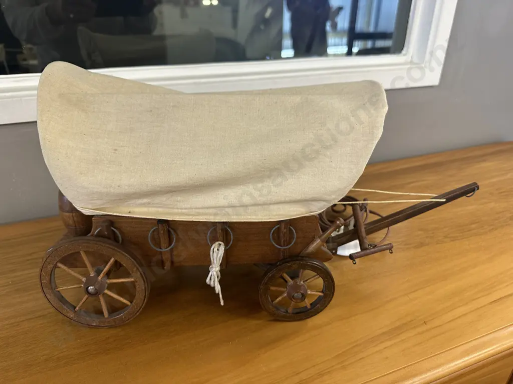 Vintage Handcrafted Western Covered Wagon Lamp Image 1++