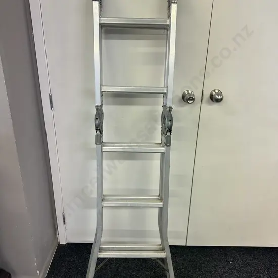 Gorilla Industrial Multi Ladder, 120Kg