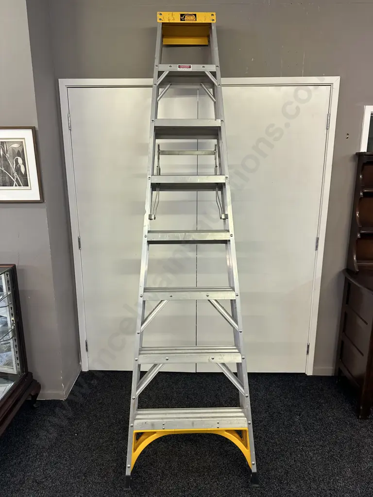 Rhino Industrial Double Sided Step Ladder. Max 150Kg Image 1++