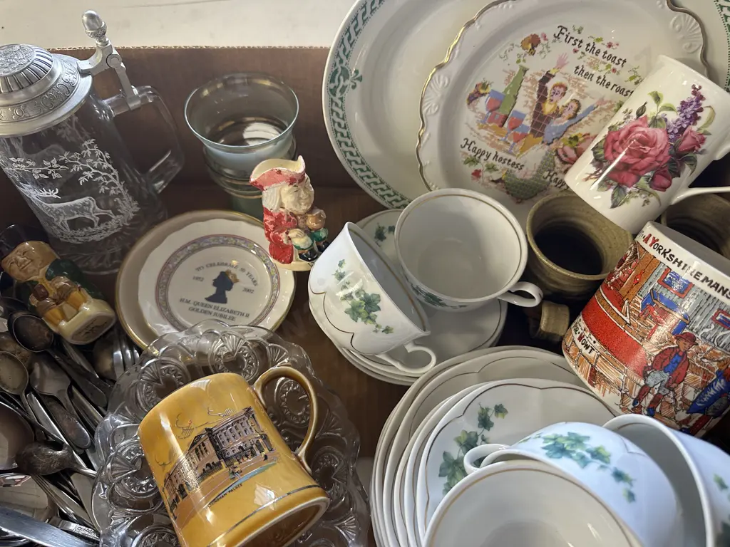 China & Glass Items Image 1++