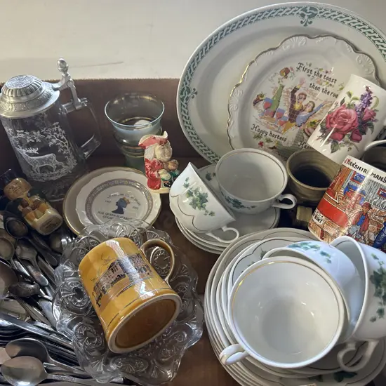 China & Glass Items