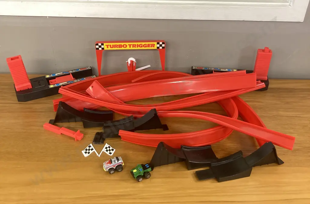 Micro Racing Track & Vehicles Image 1++