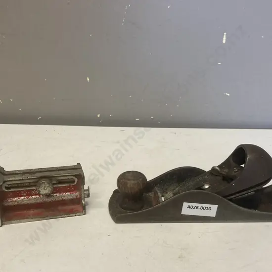 Vintage Stanley No. 220 Block Plane Made In England & No. 95 Butt Gauge - USA
