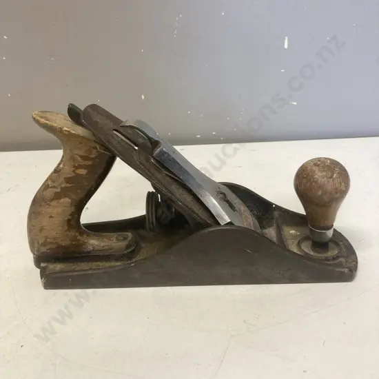 Vintage Stanley Bailey No 4 1/2 Plane Made In England (Sold With -07)
