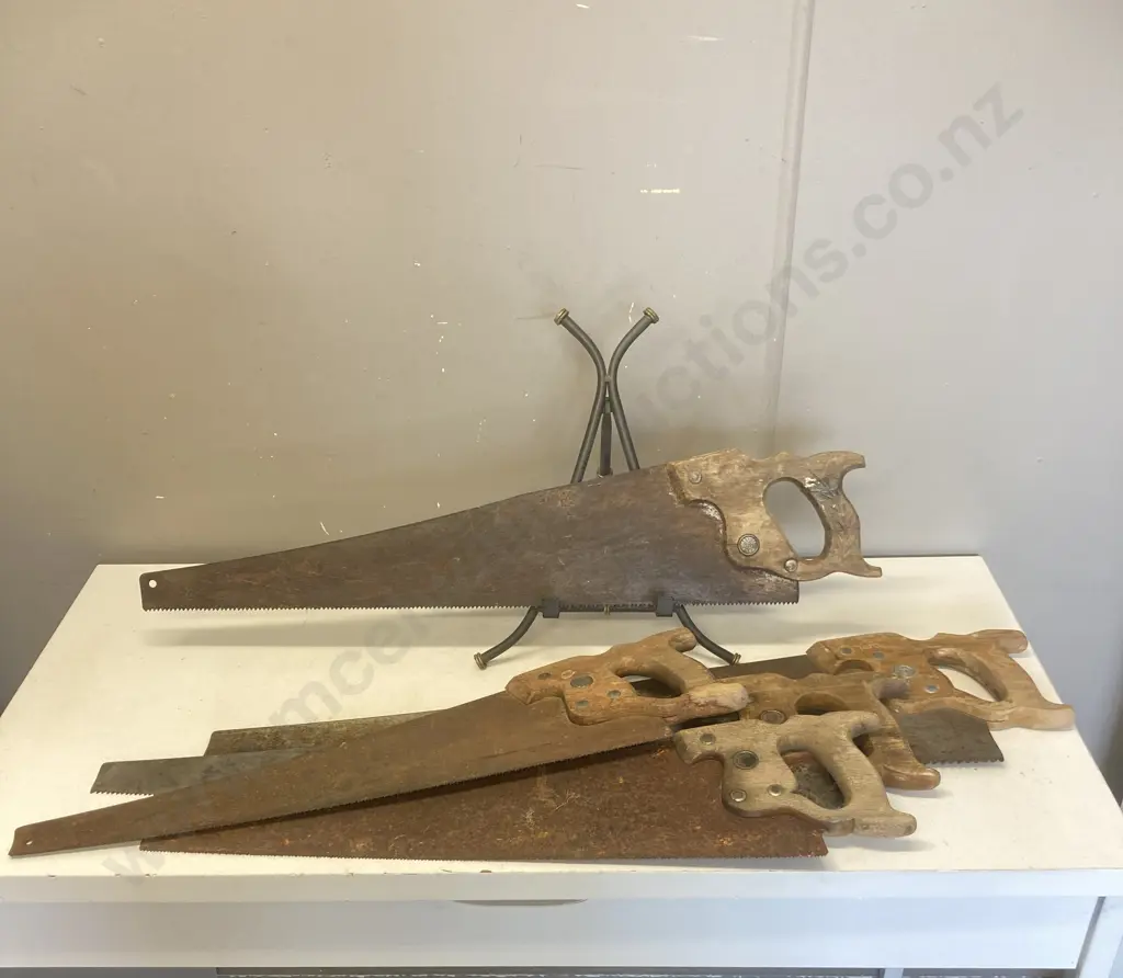 Lot of 5 DISSTON Handsaws Image 1++