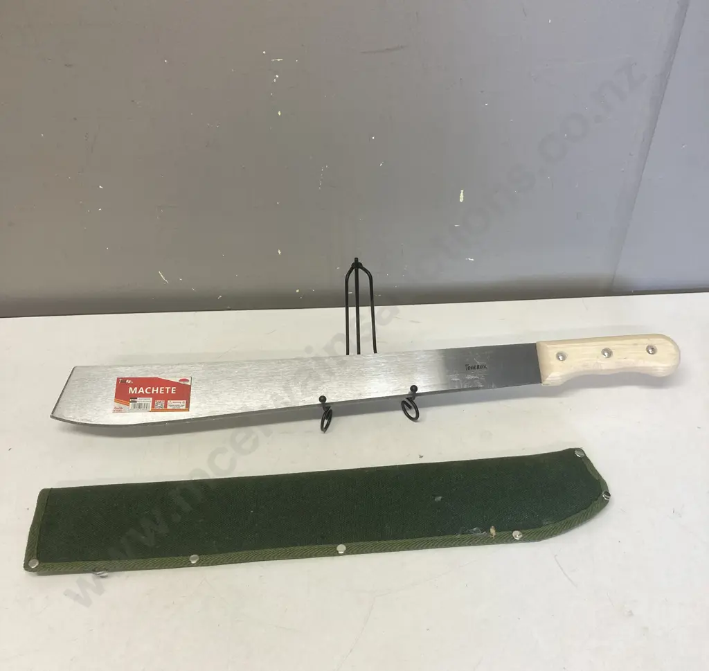 Toolbox 18" Machete With Canvas Sheath Image 1++