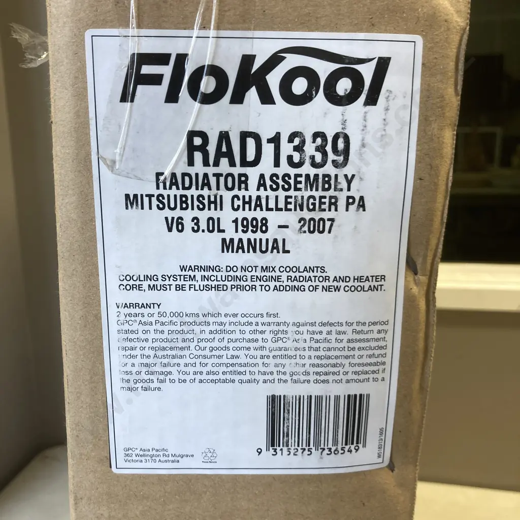 FloKool RAD1339 Radiator Assembly Mitsubishi Challenger PA V6 6.0L 1998-2007 Manual Image 1++