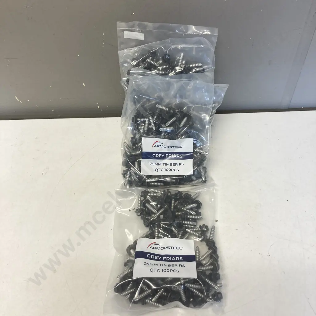 New Grey Friars 25mm Timber Roofing Screws - 5 x Packs of 100 (Sold with 20) Image 1++