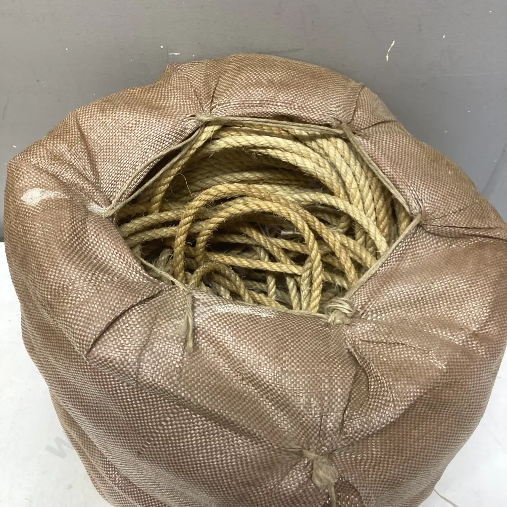 Donaghys 8mm Sisal Rope - 20m? Image 1++