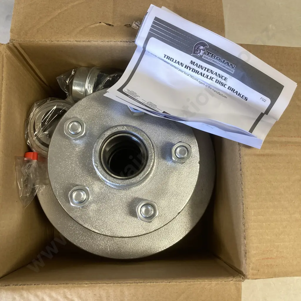 Trojan 225mm Hub & Disc Assemblies #035135 Hub Kit 1500Kg D/B 5 x 4 1/2 x 1/2 Integral Image 1++