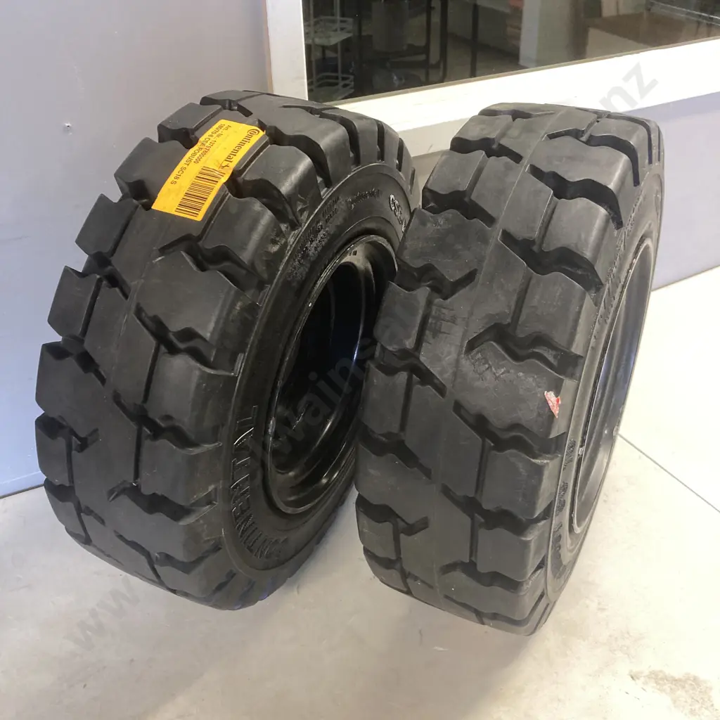 Pair of Wheels - Continental 180/70-8 CSE Robust SC18 S (Solid Rubber Specialty/Industrial Tyres) Image 1++