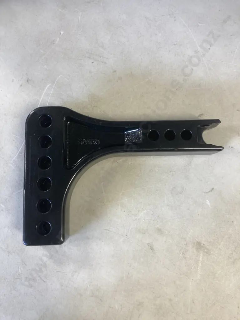 Weight Distribution Cast Shank - Standard 50150 Image 1++