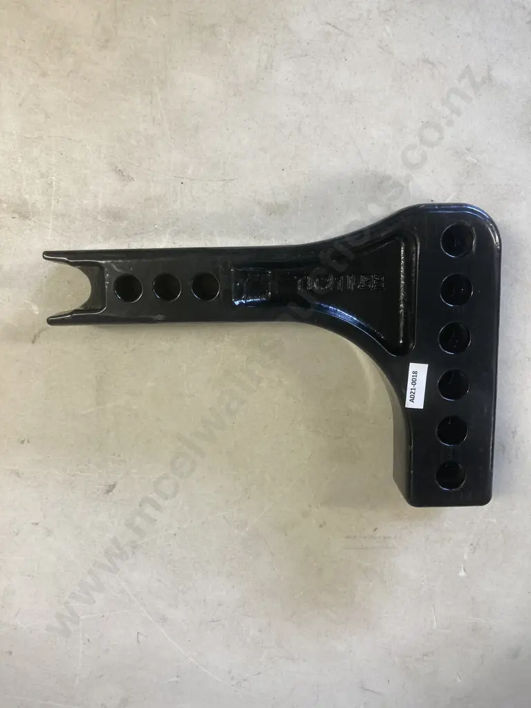 Weight Distribution Cast Shank - Standard 50150 Image 1++