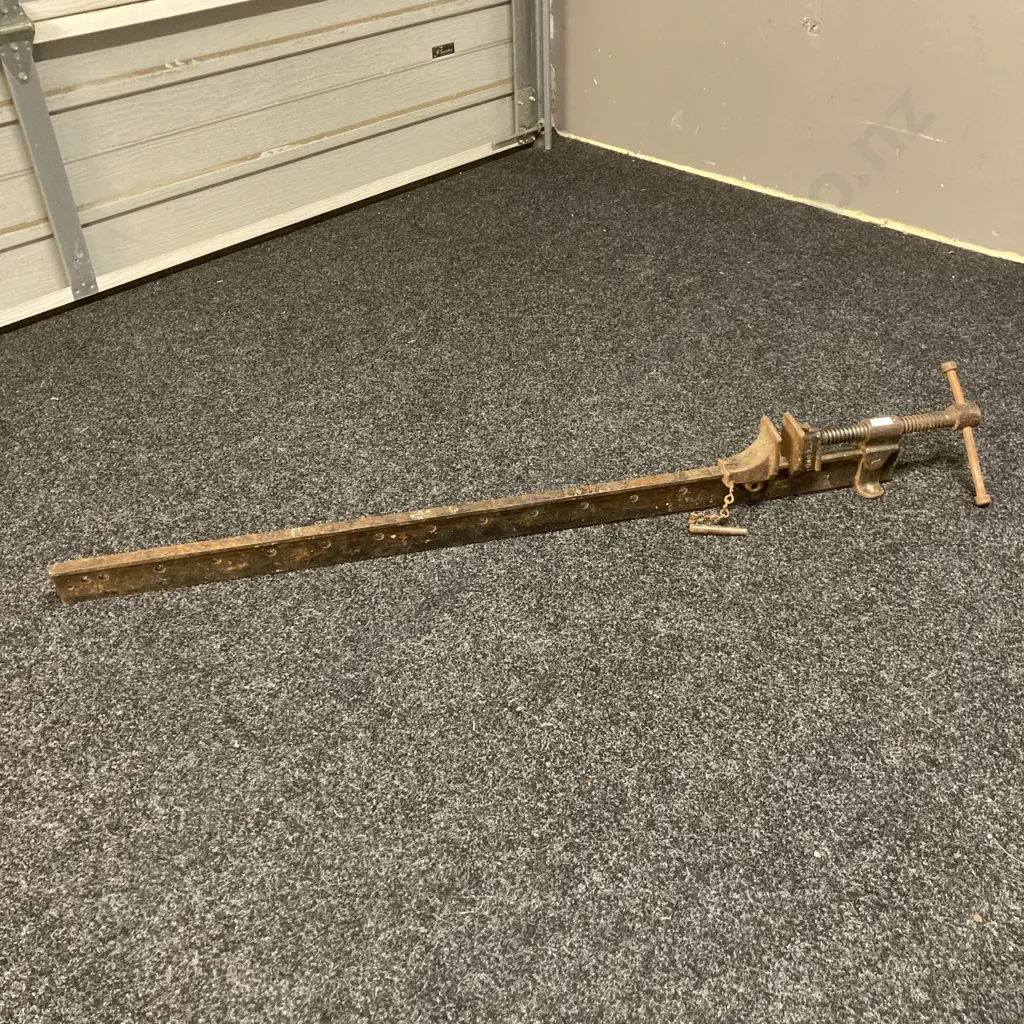 Heavy Duty Record England 48" Sash Clamp Image 1++