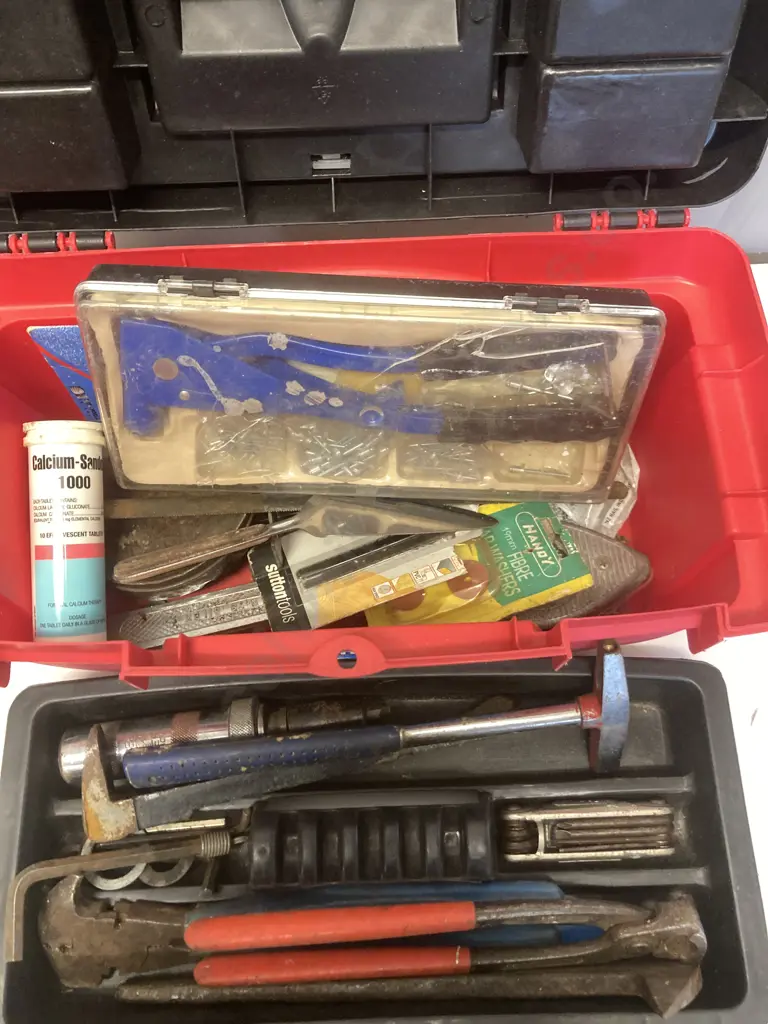 Mako Plastic Toolbox - Fencing Pliers, Wrecking Bars, Pot Riveter Etc Image 1++