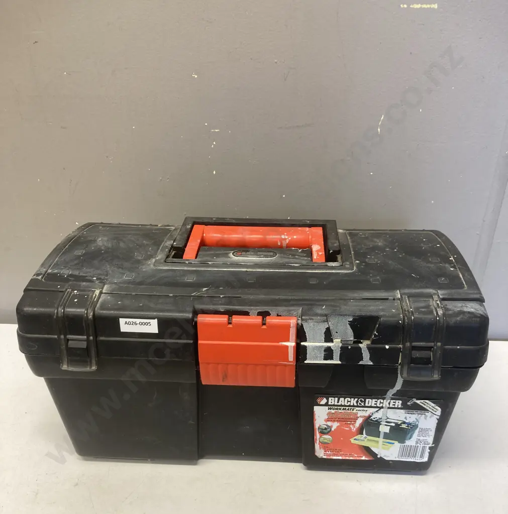 Black & Decker Plastic Toolbox - Screwdrivers & Allen Keys, Hammer Etc Image 1++