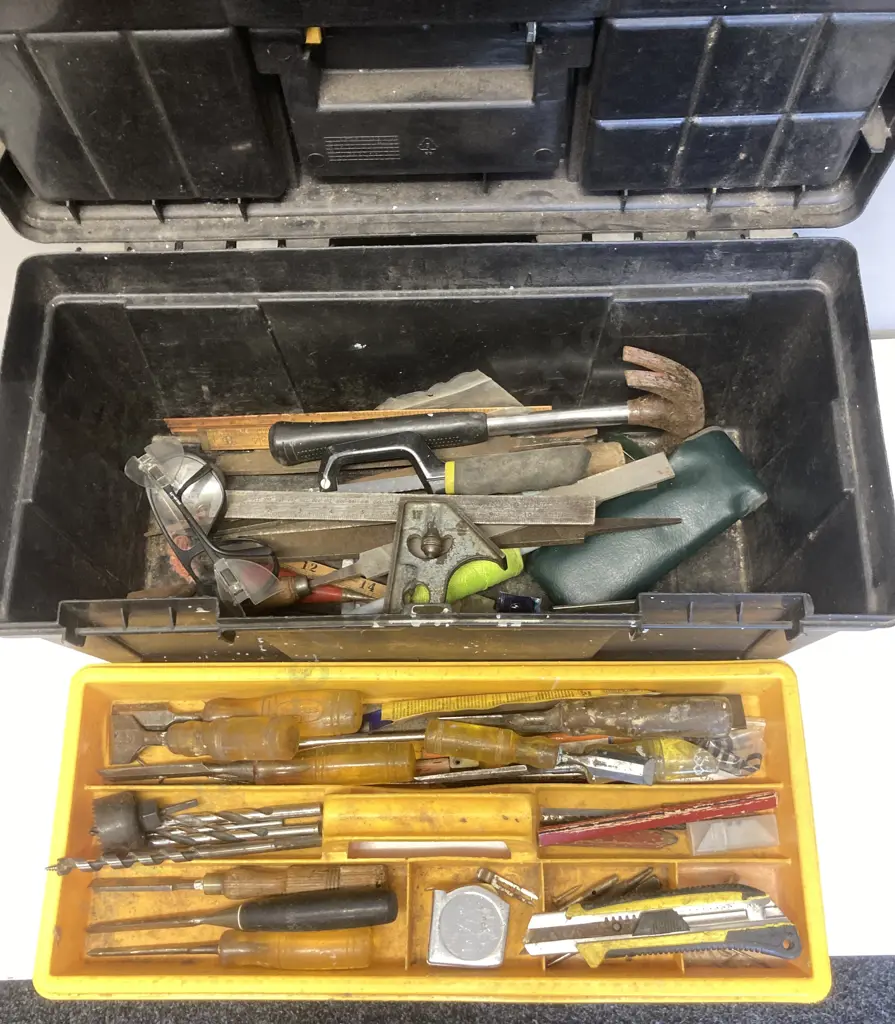 Big Jim Plastic Toolbox - Handtools & Chisels Etc Image 1++