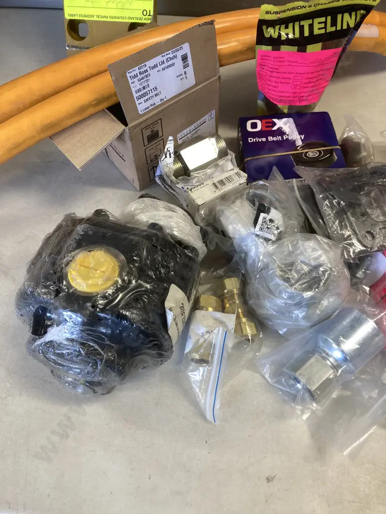 Box lot Mechanical, Steel Plate, Hydraulc Hoses Etc Image 1++