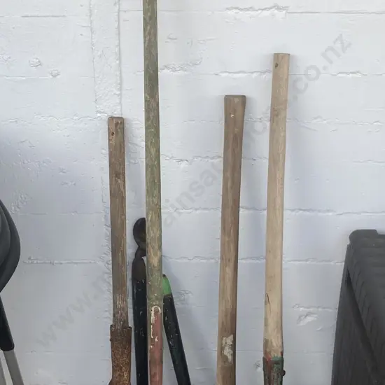 Pitchfork, Slashers, Pick & Pruners - Wooden Handles