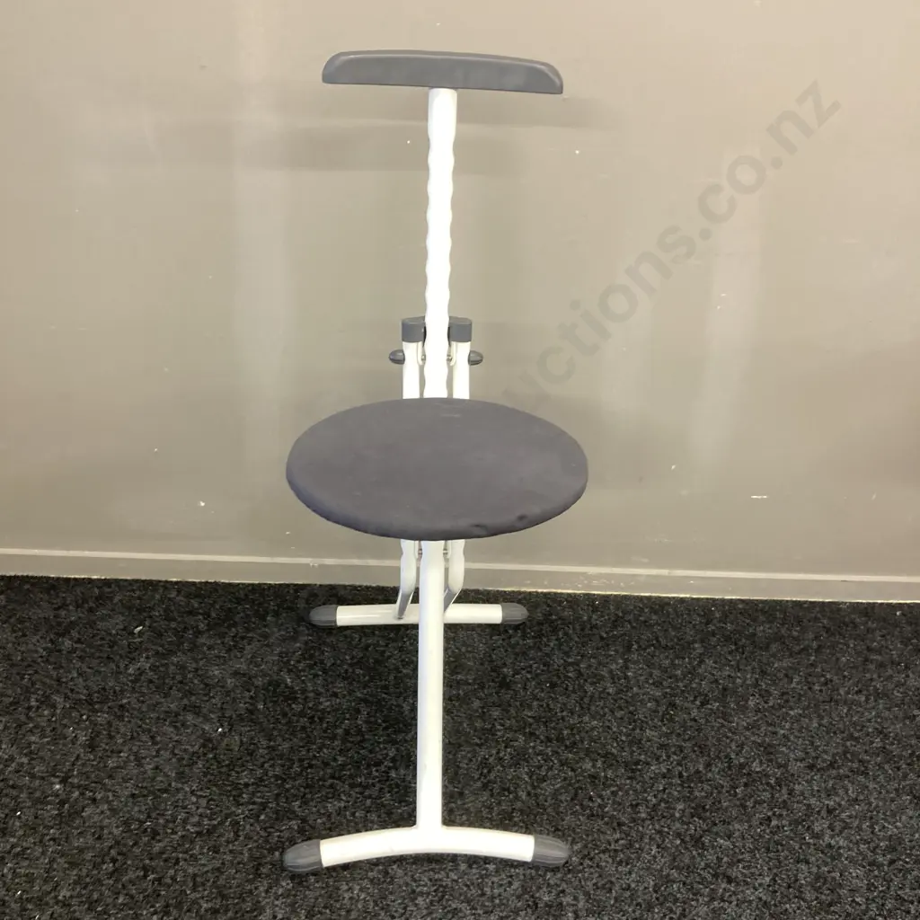 Adjustable Fold Up Work Chair Image 1++
