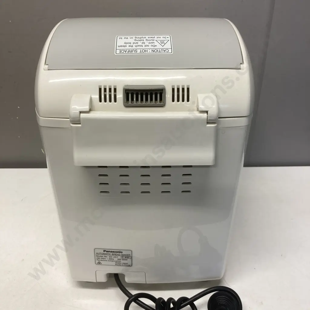 Panasonic Automatic Bread Maker SD-257 With Instruction & Recipes Book Image 1++